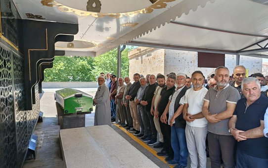Yahyalı'da motosiklet kazası: 1 ölü, 2 yaralı