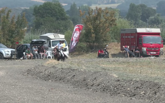 Bursa’da rahvan atları şampiyonluk için koştu