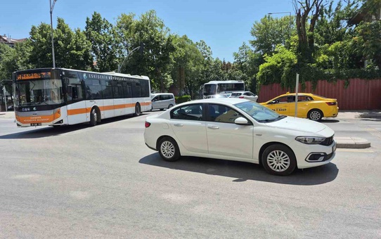 Eskişehir'de Sürücü Kursu Müdürü Eğitimi Eleştirdi
