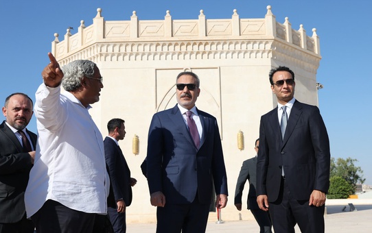 Bakan Fidan Libya'nın Kahramanını Ziyaret Etti