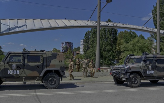 KFOR, Mitroviça'daki Askeri Varlığını Azaltıyor