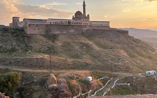 Ağrı'da Geven Balı Üretimi Coğrafi İşaretle Güçleniyor