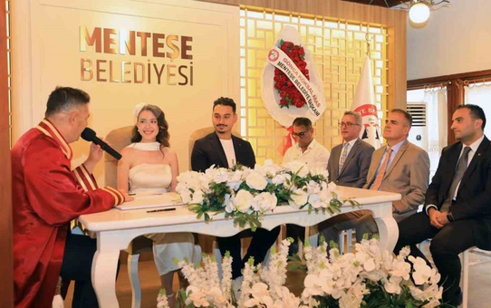 Vali Akbıyık, Şehit Ailesinin Nikahında Şahit Oldu