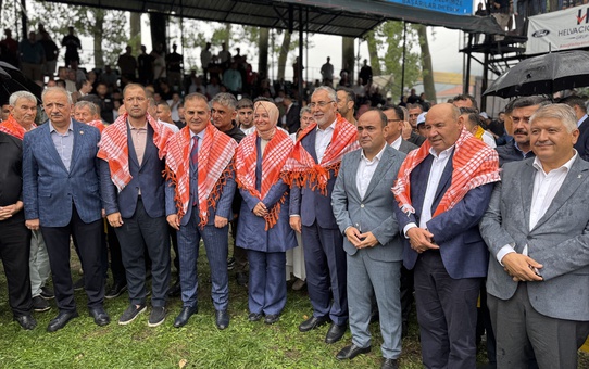 Seki Yağlı Pehlivan Güreşleri'nde İsmail Koç Başpehlivan Oldu