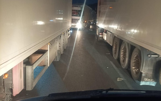 Reyhanlı'da TIR Kazası: Şoför Hayatını Kaybetti