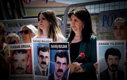 Pervin Buldan, 32 yıl önce öldürülen eşi Savaş Buldan cinayeti için Adalet Bakanlığına başvurdu
