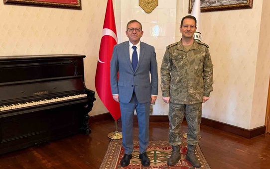 Tuğgeneral Çelik'ten Vali Polat'a Ziyaret