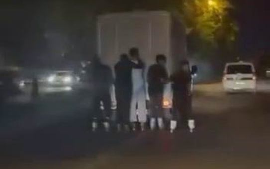 Diyarbakır'da Gençlerin Tehlikeli Paten Sokak Şovu