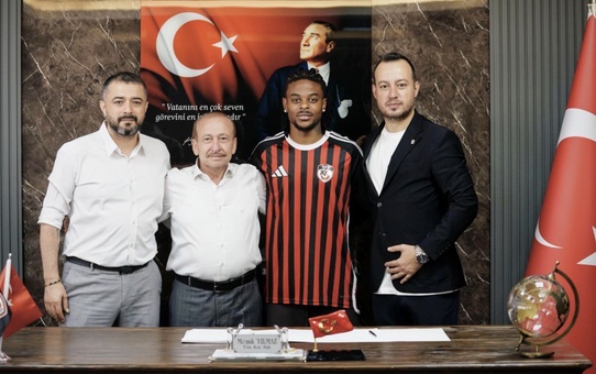 Gaziantep, Sontje Hansen'i Kiraladı