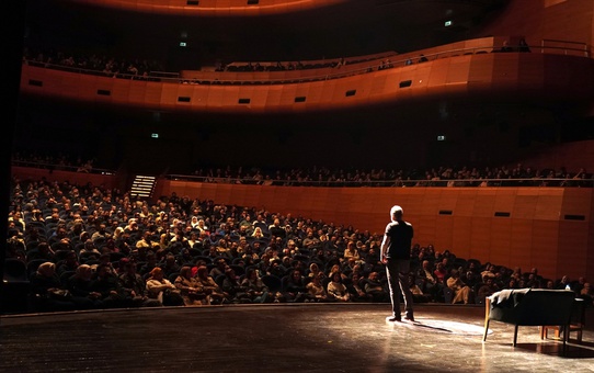 Bekir Develi'nin Yeni Stand-Up Turnesi