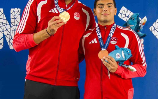 Emre Sakçı Altın, Nusrat Allahverdi Bronz Kazandı