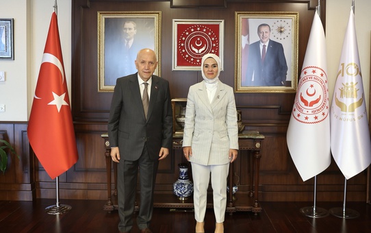Bakan Göktaş, Fethi Yaşar'ı kabul etti
