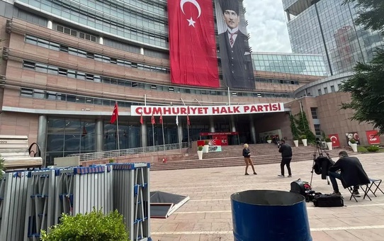 CHP'de 50 isim için ihraç talebi! Aralarında Selin Sayek Böke, Aylin Nazlıaka ve İlhan Cihaner de var