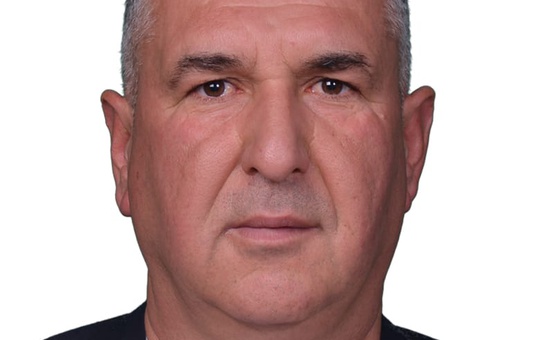 Mahalle Muhtarını Tüfekle Vurdu
