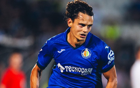 Enes Ünal vitesi 5'e taktı, takımına turu getirdi
