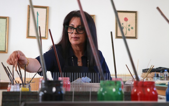 Arzu Dinler: Ebru Sanatının Kültür Elçisi