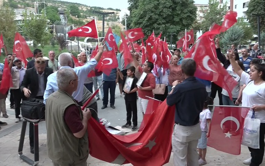 İYİ Parti'den Çerçeve Yasası'na Tepki Yürüyüşü