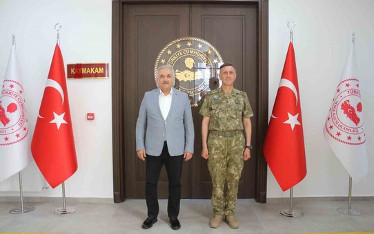 Tuğgeneral Karaoğlu, Söke Kaymakamı'nı Ziyaret Etti