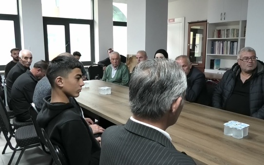 Adnan Demirci: “CHP'den ayrılan arkadaşlarımızın hepsi bizim için görev yaptılar, emekleri var, değerlidir'