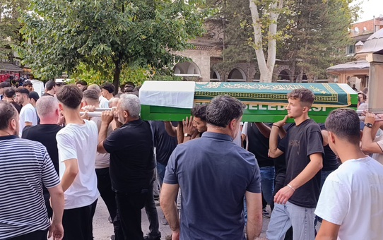 İnegöl'de Kazada Hayatını Kaybeden Talha Taner Kırca Toprağa Verildi