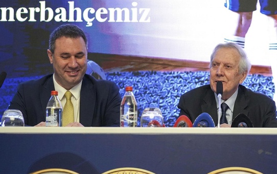 Barış Göktürk'ten Leao sorusuna çarpıcı yanıt
