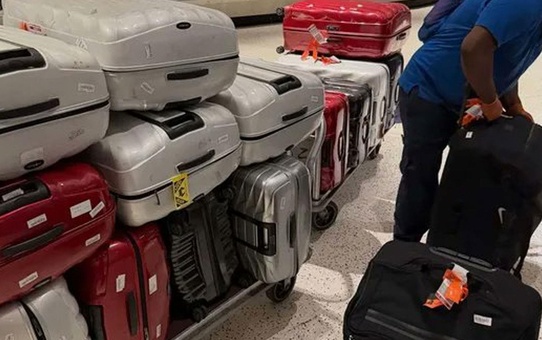 Türkiye'de 3 ay tatil yaptı! ABD'ye tam 16 adet valizle geri döndü