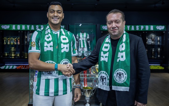 Konyaspor, Mısırlı forvet Mostafa Mohamed ile 3 yıllık sözleşme imzaladı, 42 numaralı formayı giyecek