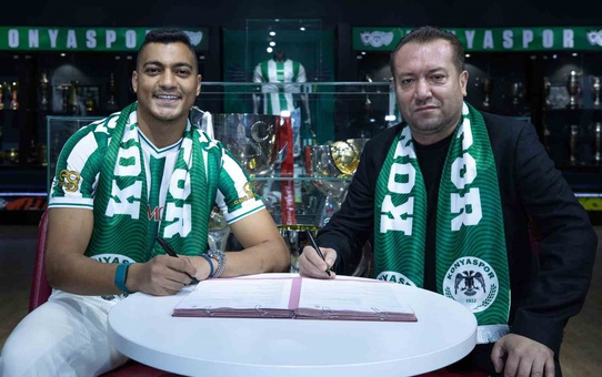 Konyaspor, Mısırlı golcü Mostafa Mohamed'i kadrosuna kattı, 42 numaralı forma onun