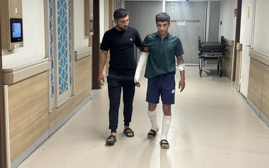 Iğdır'da balata spreyiyle motosikletini temizleyen genç: Alevler vücudunu sardı, 2. ve 3. derece yanıklarla Erzurum'da tedavi altında