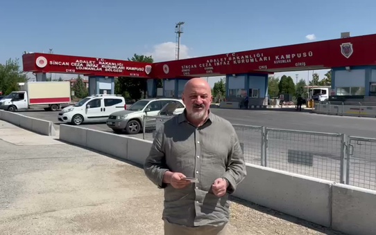YENİ Parti Milletvekili Bayraktutan, sendika mücadelesi veren tutuklu maden işçisi Aksu'yu Sincan Cezaevi'nde ziyaret etti