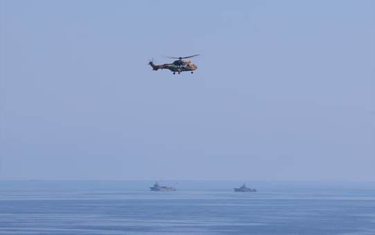 TCG Alemdar, Girne'deki kayıp 20 kişi için arama çalışmalarına katıldı