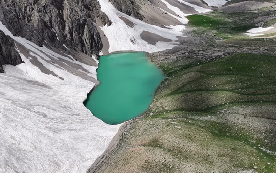 Tunceli'nin Munzur Vadisi Milli Parkı, 2 bin 250 bitki türüyle Dünya Kültür Mirası Listesi için 6 kriteri karşılıyor