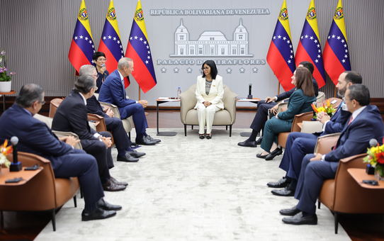 Chevron ve Eni, Venezuela'da petrol üretimini artıracak anlaşmaları imzaladı