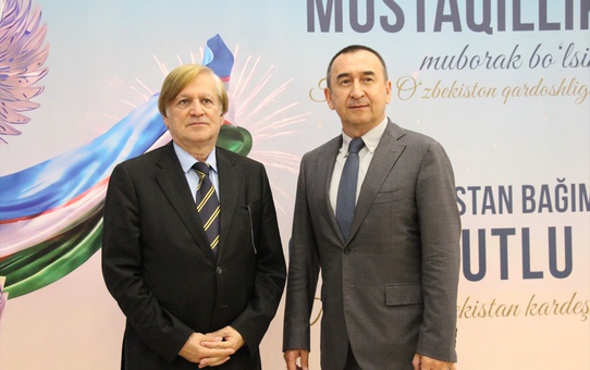 Antalya'da Özbekistan'ın 35. Bağımsızlık Günü törenle kutlandı