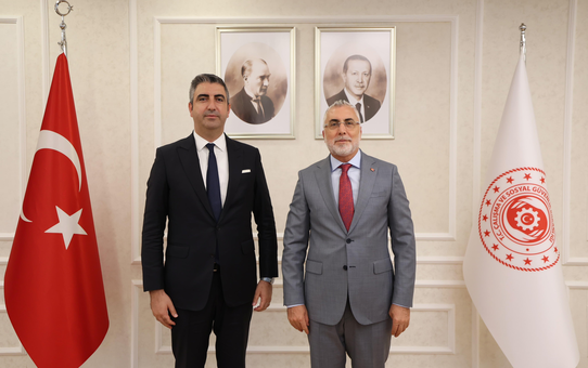 Bakan Işıkhan, Kartal Belediye Başkanı Yüksel'i Bakanlık'ta kabul etti