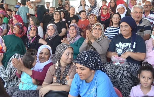Mersin Erdemli'de 21. mahalleler arası futbol turnuvasında Tömük şampiyon oldu
