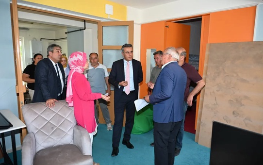 Denizli Baklan'da eğitim yatırımları görüşüldü, kız öğrenci yurdu yerinde incelendi