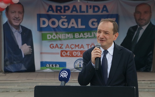 Bayburt Arpalı beldesinde konutlara ilk kez doğal gaz verilmeye başlandı