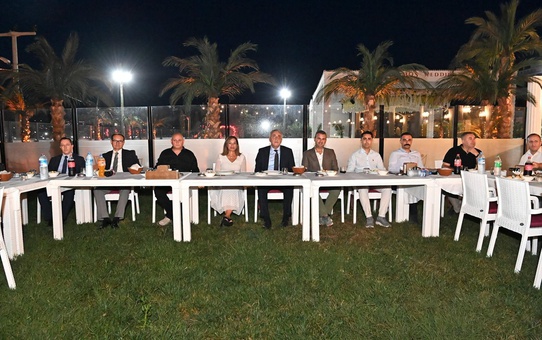 Süleymanpaşa Muhtarlar Derneği'nin dayanışma yemeğinde Başkan Nallar muhtarlarla buluştu