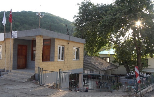 Osmaniye Hasanbeyli'deki Almanpınarı Yaylası, sıcaklardan kaçanları ağırlıyor