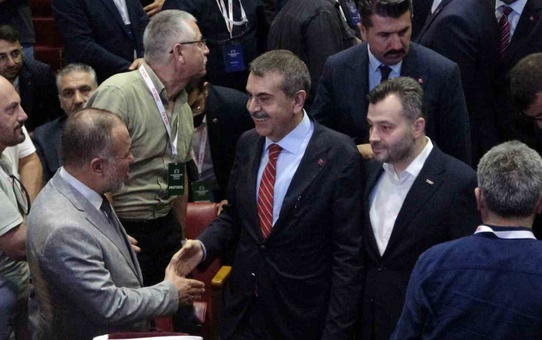 Bakan Tekin: Yapay zeka çocuklarımızı yetiştirmesin