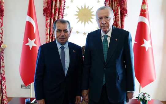 Erdoğan, Galatasaray Başkanı Özbek'i Kabul Etti
