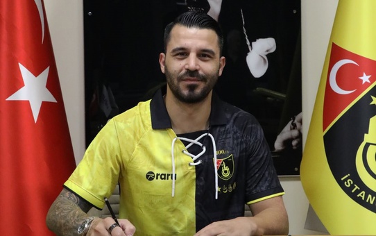 İstanbulspor, Mamadou Fall ve Aytaç Kara ile birer yıllık sözleşme imzaladı