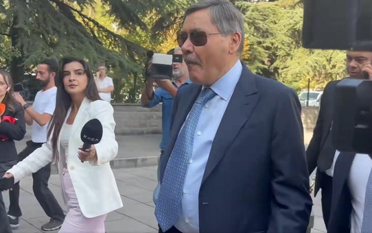 Adliye önündeki görüntüsü olay olmuştu! Gökçek sessizliğini bozdu
