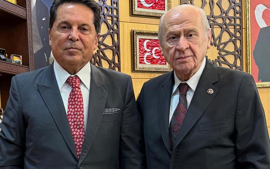 Ahmet Özer’den 'Ahmetler makama' diyen Bahçeli’ye dikkat çeken ziyaret