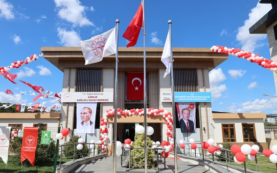 Çekmeköy'de Çamlık Sağlıklı Yaşam Merkezi hizmete açıldı