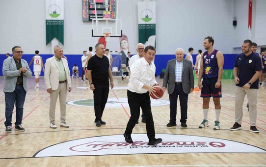 Osmangazi'de 18. Final Basketbol Turnuvası sona erdi, Başkan Aydın takımlara başarı diledi