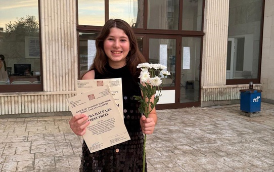 Uluslararası yarışmada Trakya Üniversiteli piyanist Alya Karen Alan birinci oldu
