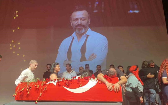 Serhat Kılıç'a duygusal veda: 30 yıllık arkadaşından yürek burkan sözler