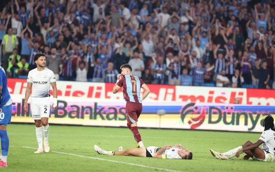 Trabzonspor'da Ernest Muçi, 3 maçta 1 gol ve 2 asistle skora katkı sağladı